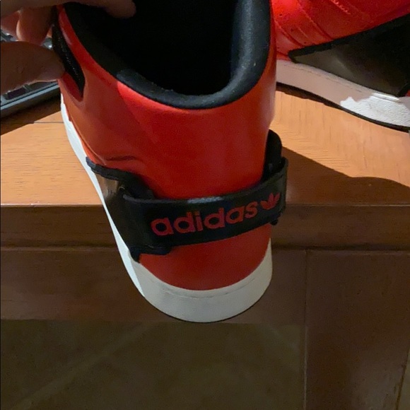 Adidas original high tops - Picture 2 of 3